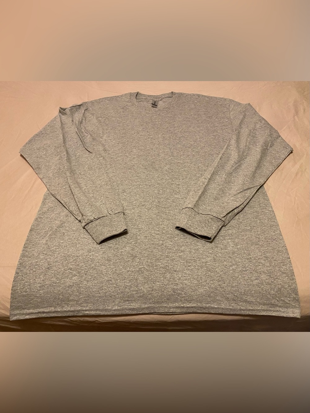 Gildan Heavy Cotton Long Sleeve T-Shirt Size Large Men’s New With Tags